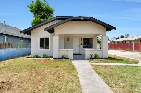 454 S Sierra Vis, Fresno, CA 93702