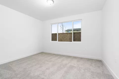 Bedroom - 380 Huckleberry Rd S, Madera, CA 93636 photo 1 of 2