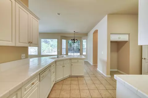 Kitchen - 2959 Swift Ave, Clovis, CA 93611 photo 1 of 2