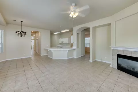 Living - 2959 Swift Ave, Clovis, CA 93611 photo 4 of 9