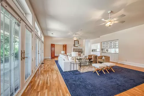 Living - 4715 E Copper Ave, Clovis, CA 93619 photo 3 of 4