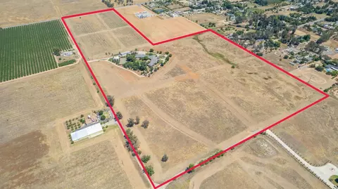 View/Area - 4715 E Copper Ave, Clovis, CA 93619 photo 5 of 6