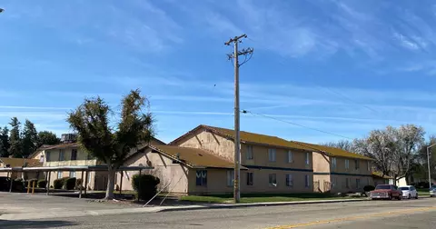 657 W Parlier Ave #114, Reedley, CA 93654