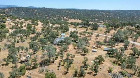 View/Area - 37667 Eagle Dr, Raymond, CA 93653 photo 5 of 7