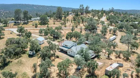 View/Area - 37667 Eagle Dr, Raymond, CA 93653 photo 2 of 7