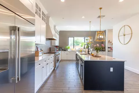 Kitchen - 1104 Bloom Ave, Clovis, CA 93619 photo 1 of 9