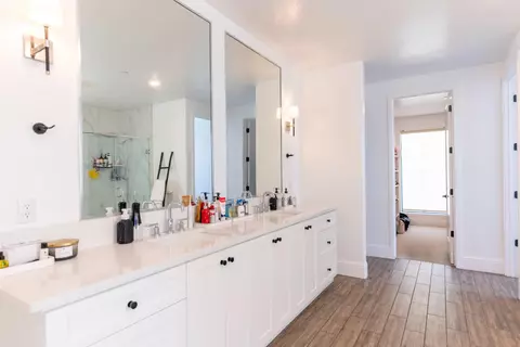 Entry Way - 1104 Bloom Ave, Clovis, CA 93619 photo 9 of 12