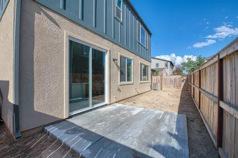 Exterior - 738 Katelyn Ave, Madera, CA 93636 photo 7 of 15