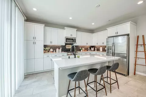 Kitchen - 738 Katelyn Ave, Madera, CA 93636 photo 2 of 5