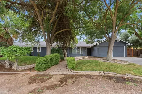 18839 Shell Dr, Madera, CA 93638