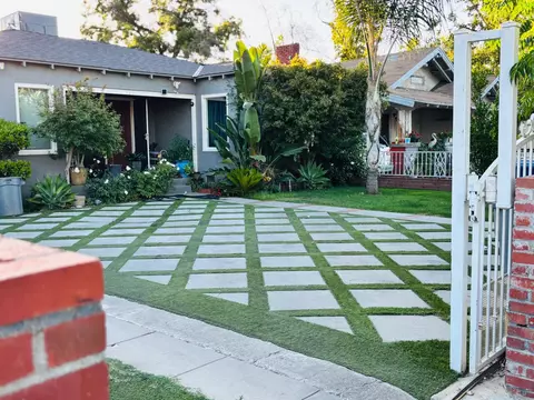 305 N Ferger Ave, Fresno, CA 93701