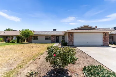 2117 Beechwood Ct, Hanford, CA 93230