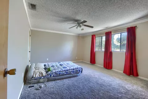 Bedroom - 37336 Eagle Dr, Raymond, CA 93653 photo 8 of 9