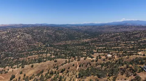 View/Area - 37336 Eagle Dr, Raymond, CA 93653 photo 8 of 9