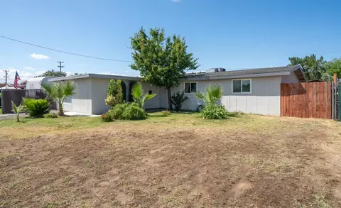 Exterior - 2564 Crescent Ave, Clovis, CA 93612 photo 1 of 10
