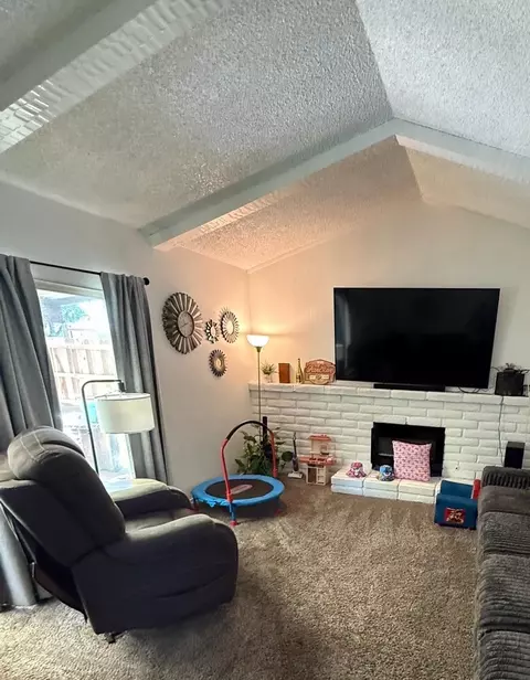 2415 Fordham Ave, Clovis, CA 93611 photo 4