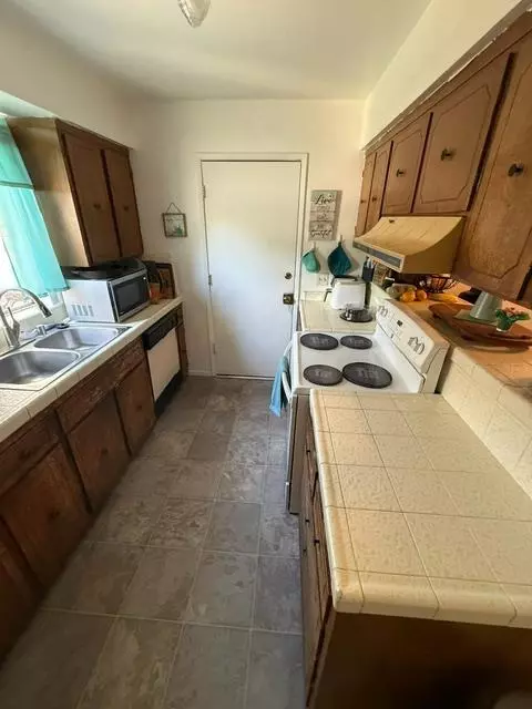 2415 Fordham Ave, Clovis, CA 93611 photo 3