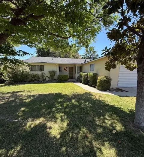 2415 Fordham Ave, Clovis, CA 93611 photo 2