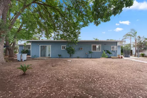 Exterior - 10365 E Bullard Ave, Clovis, CA 93619 photo 5 of 17