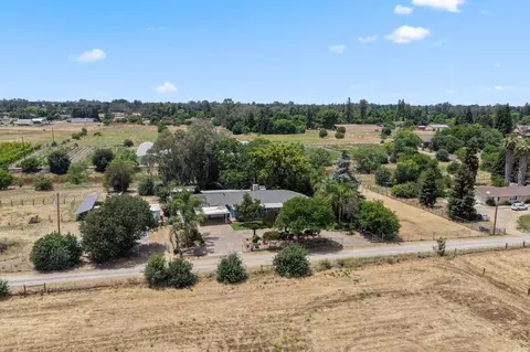 View/Area - 10365 E Bullard Ave, Clovis, CA 93619 photo 1 of 16