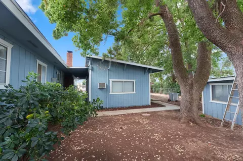 Exterior - 10365 E Bullard Ave, Clovis, CA 93619 photo 7 of 17