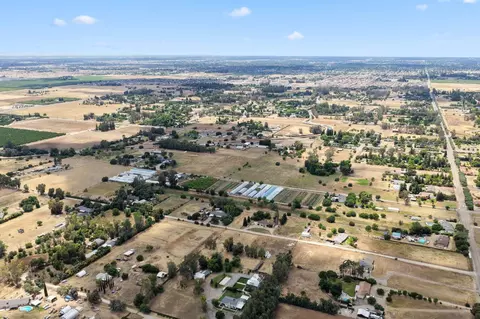 View/Area - 10365 E Bullard Ave, Clovis, CA 93619 photo 11 of 16