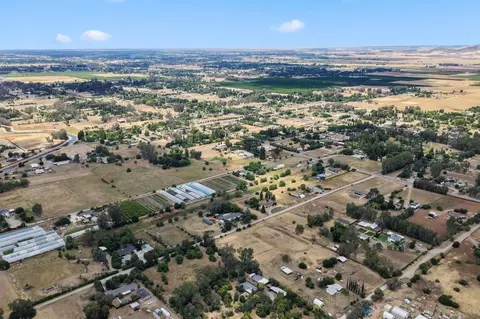 View/Area - 10365 E Bullard Ave, Clovis, CA 93619 photo 10 of 16