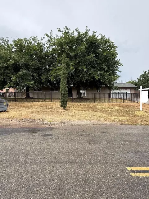17316 Camden Dr, Madera, CA 93638