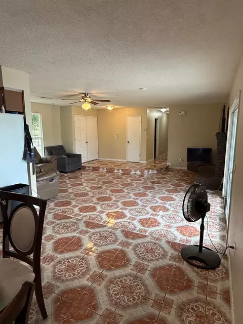 Living - 17316 Camden Dr, Madera, CA 93638 photo 3 of 3