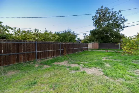 3924 E Grant Ave, Fresno, CA 93702 photo 6