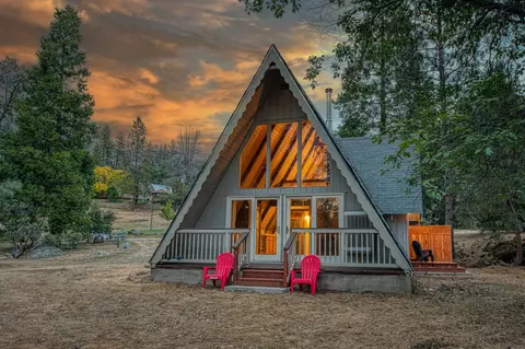 5975 Evergreen Ln, Mariposa, CA 95338