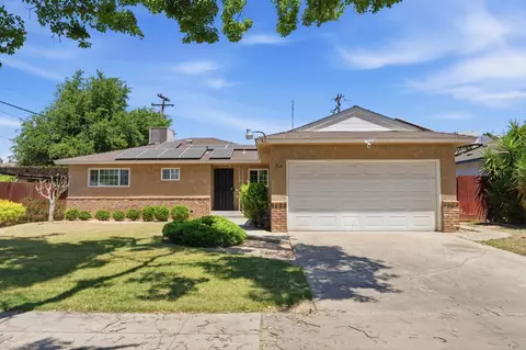 712 E San Ramon Ave, Fresno, CA 93710