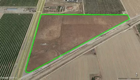 836 S Academy Ave, Sanger, CA 93657 photo 5