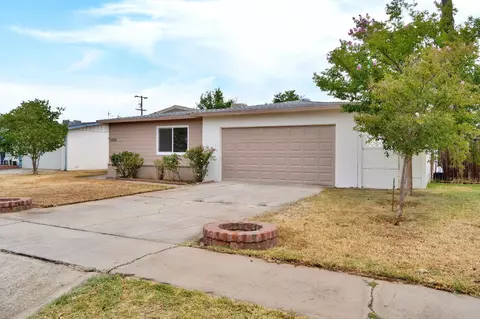 Exterior - 1205 Rogers St, Madera, CA 93638 photo 3 of 9