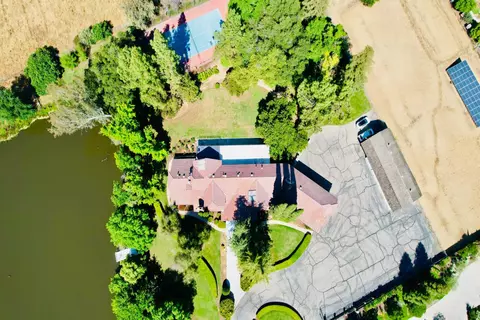 View/Area - 8155 N Fowler Ave, Clovis, CA 93619 photo 9 of 11
