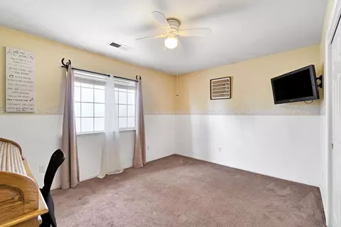 Bedroom - 20689 Olympia Rd, Madera, CA 93638 photo 1 of 4