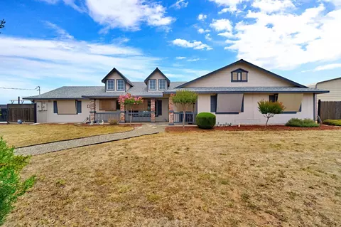 20689 Olympia Rd, Madera, CA 93638