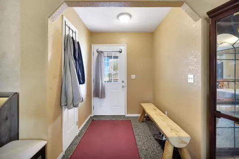Entry Way - 20689 Olympia Rd, Madera, CA 93638 photo 1 of 1