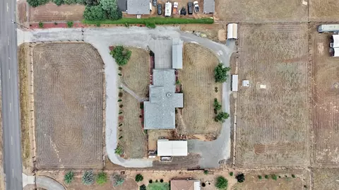 View/Area - 20689 Olympia Rd, Madera, CA 93638 photo 10 of 10