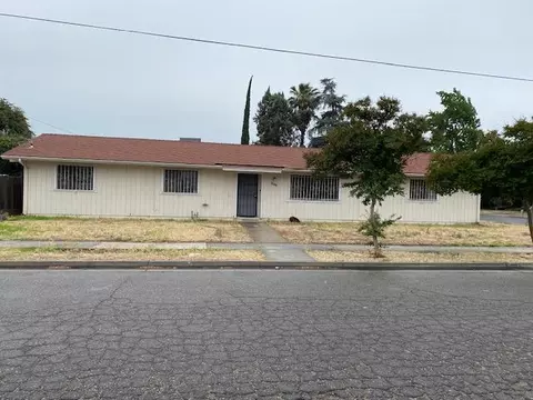5310 E Huntington Ave, Fresno, CA 93727