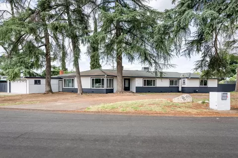 4205 Ralph Ln N, Fresno, CA 93727