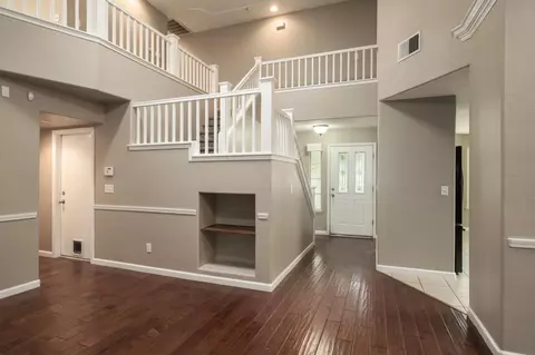 Living - 147 Everglade Ave, Clovis, CA 93619 photo 7 of 7