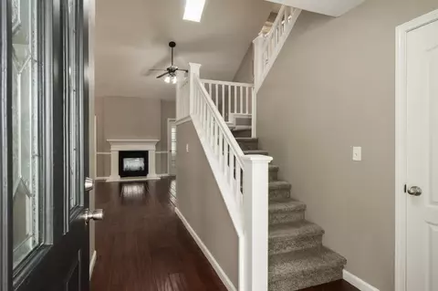 Entry Way - 147 Everglade Ave, Clovis, CA 93619 photo 1 of 1