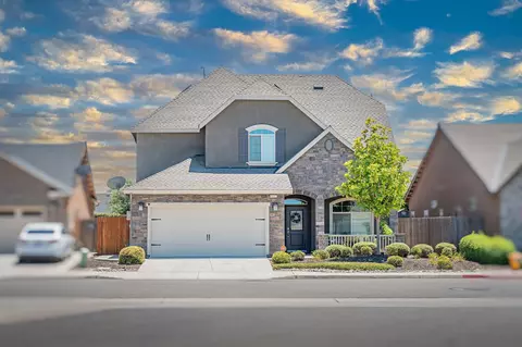 Exterior - 4102 Duncan Ave, Clovis, CA 93619 photo 2 of 6