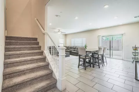 Entry Way - 4102 Duncan Ave, Clovis, CA 93619 photo 5 of 8