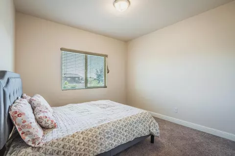 Bedroom - 4102 Duncan Ave, Clovis, CA 93619 photo 1 of 9