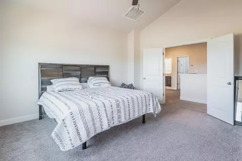 Bedroom - 4102 Duncan Ave, Clovis, CA 93619 photo 7 of 9