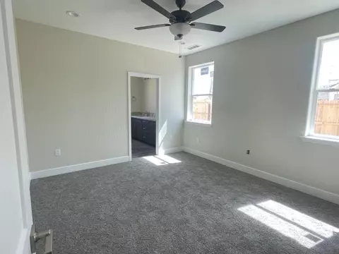 386 S Susan Ave, Kerman, CA 93630 photo 5