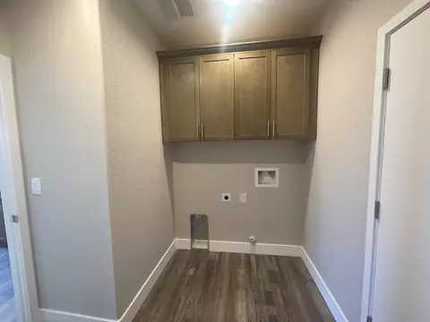16259 W David Ave, Kerman, CA 93630 photo 9