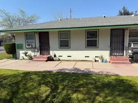 3361 E Mckinley Ave, Fresno, CA 93703